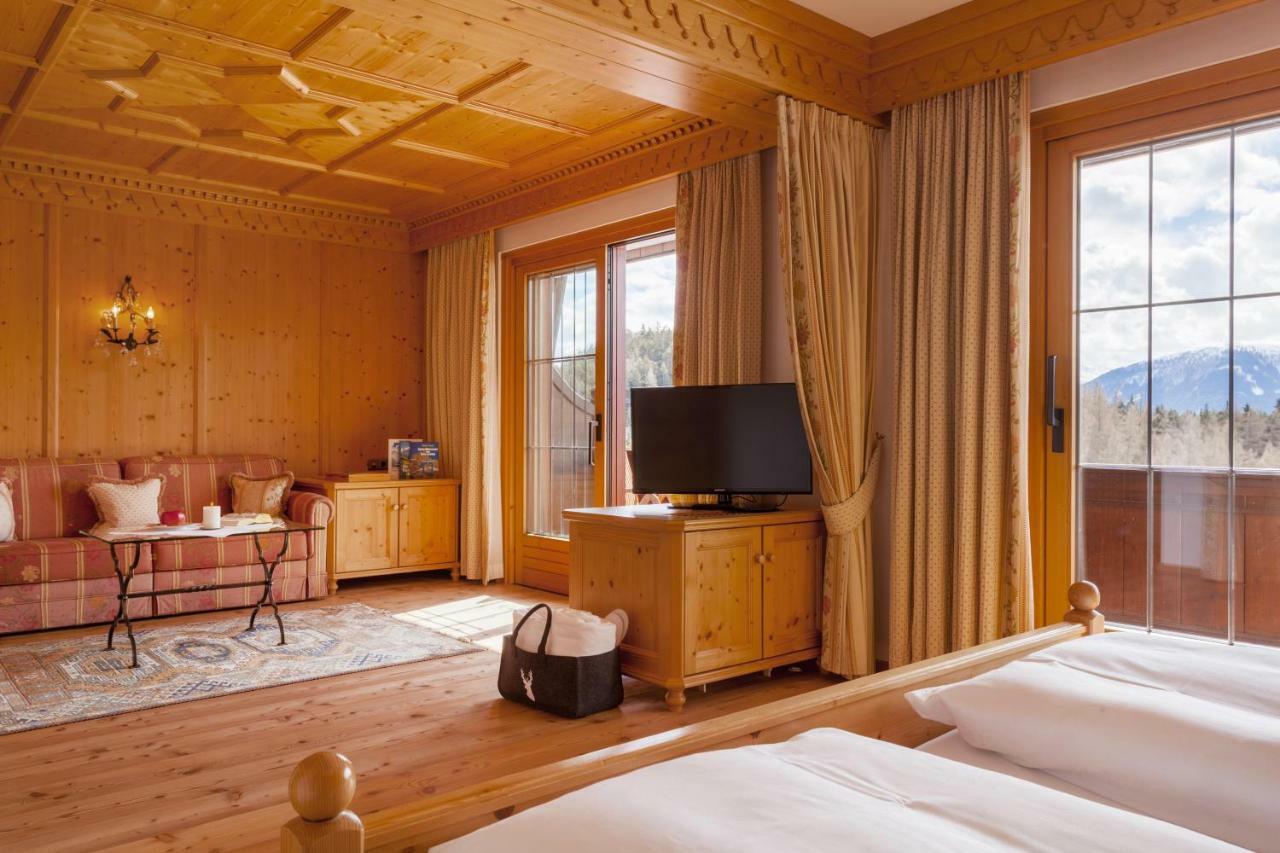 Hotel Laerchenhof Natur Seefeld in Tirol Buitenkant foto
